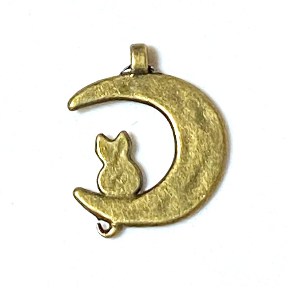 3/10$, Bronze Cat on the Moon Charm / Pendant for Jewelry Making, DIY Projects